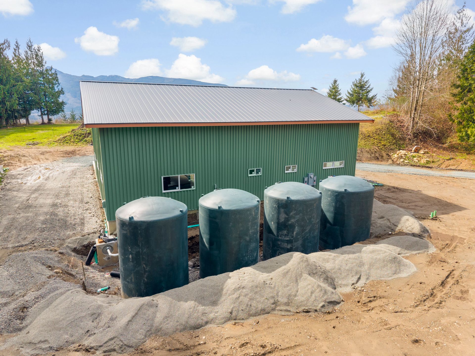 Custom home and garage photo 7