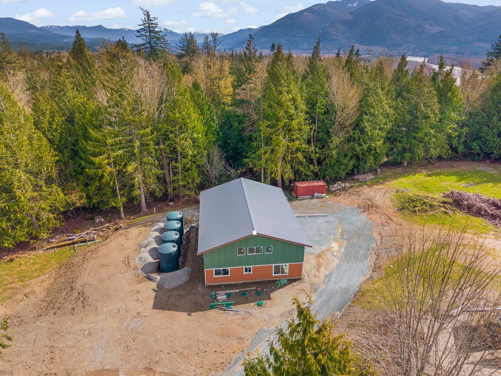 Custom home and garage photo 17