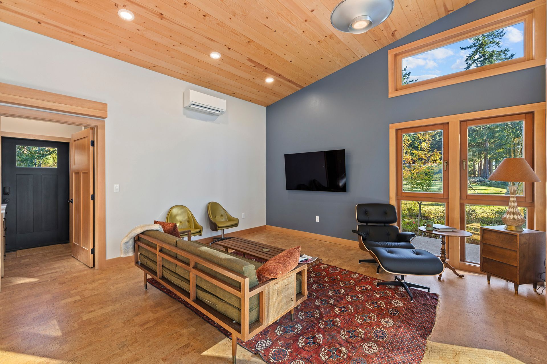Detached garage and piano studio photo 7