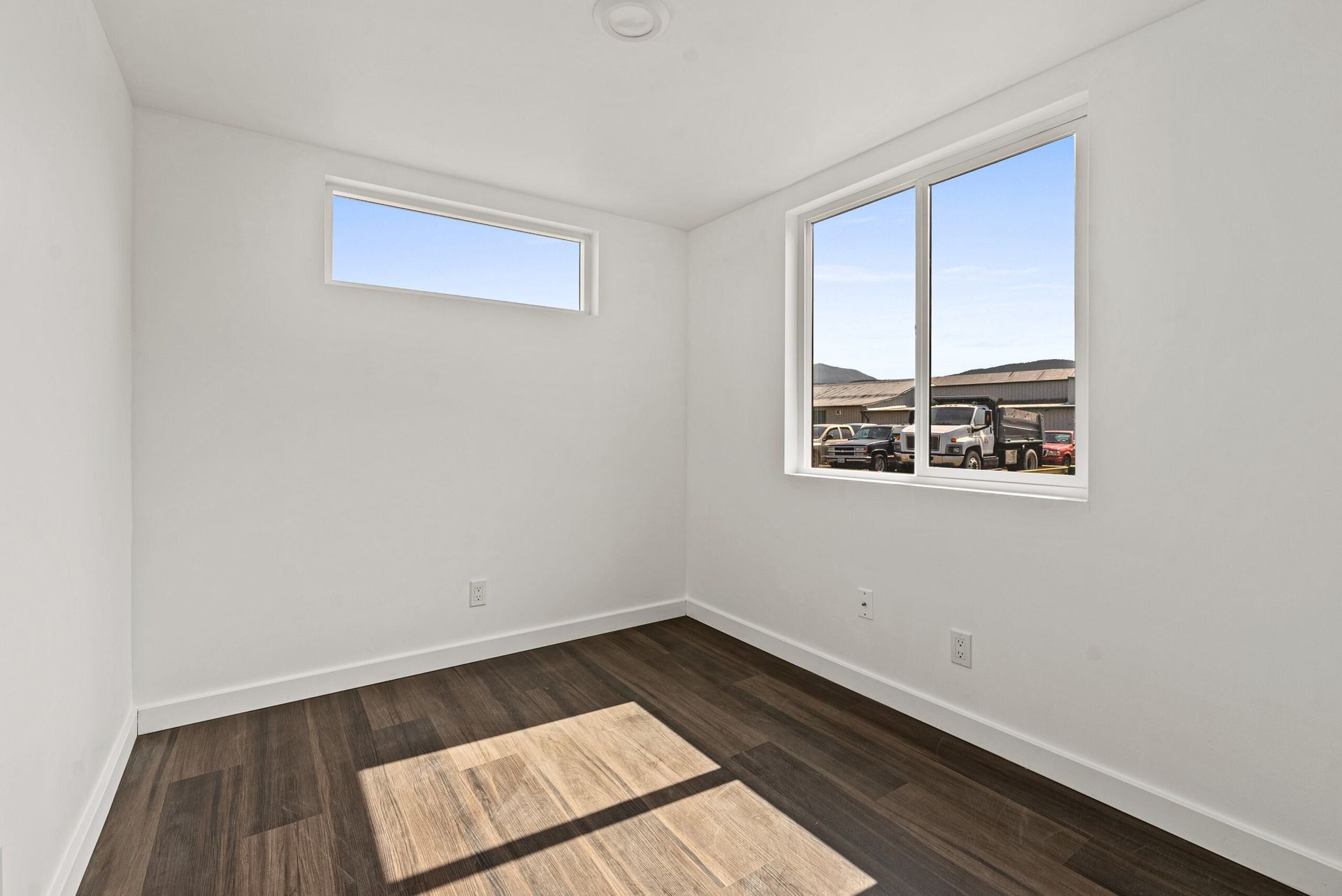 Tiny Home Bridgeview model photo 10